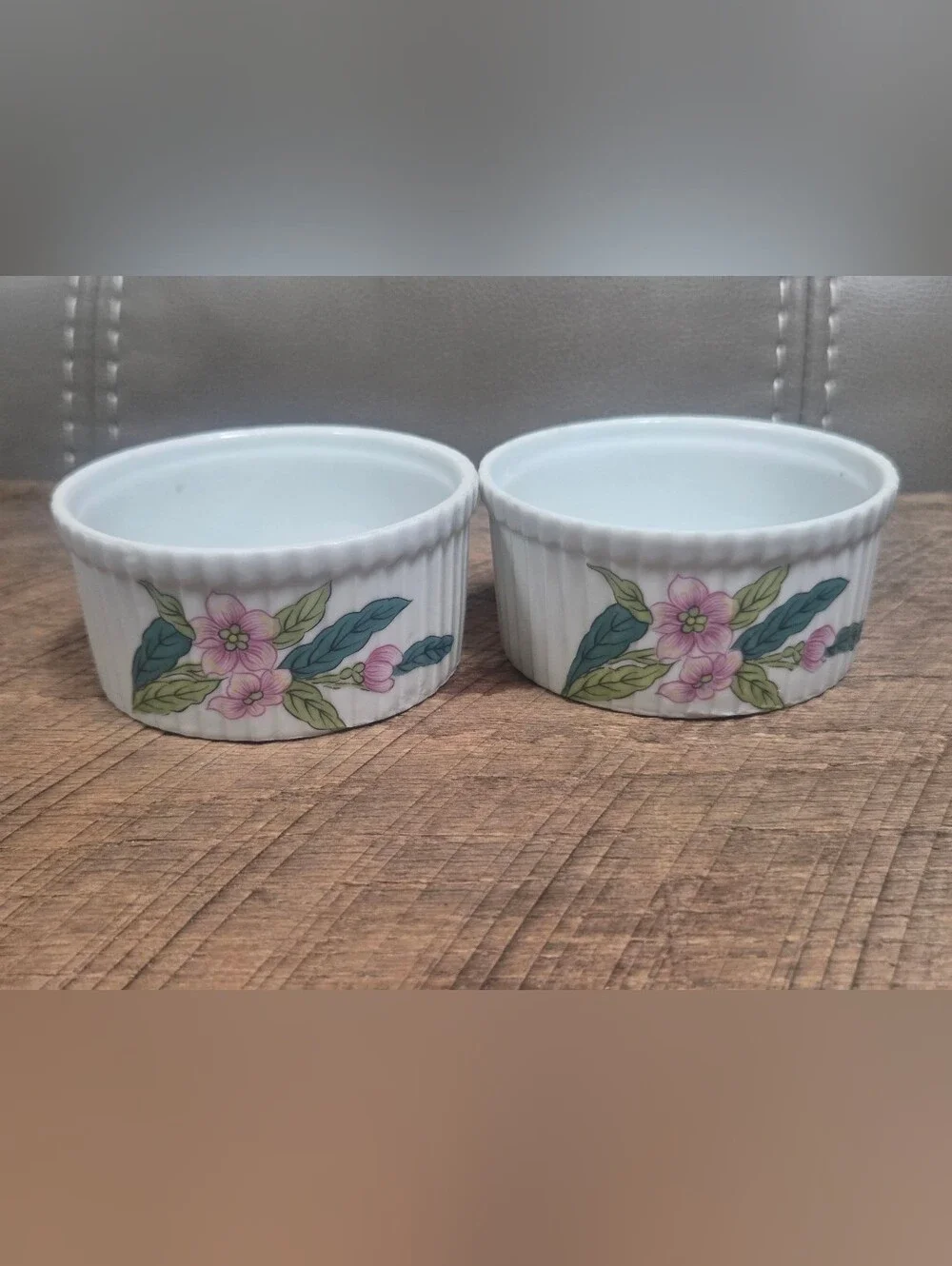 Vintage Porcelaine de Paris Ramekins ~ Bin 1B